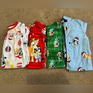 2T Bluey Holiday Pajamas